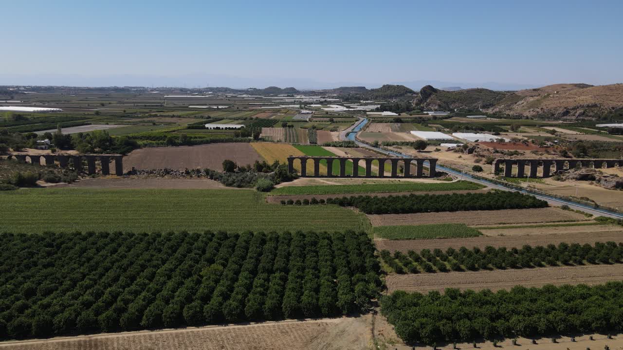 acueductos destruidos