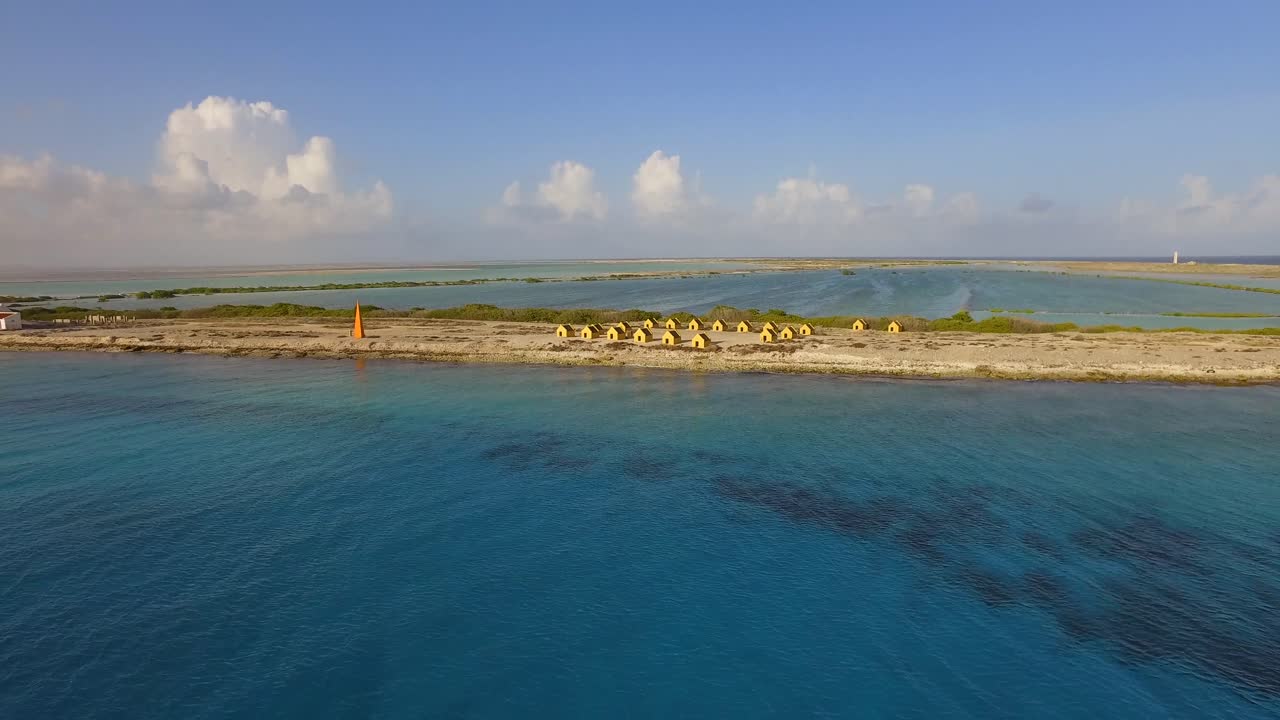 Bonaire anıtları ve köle kulübeleri