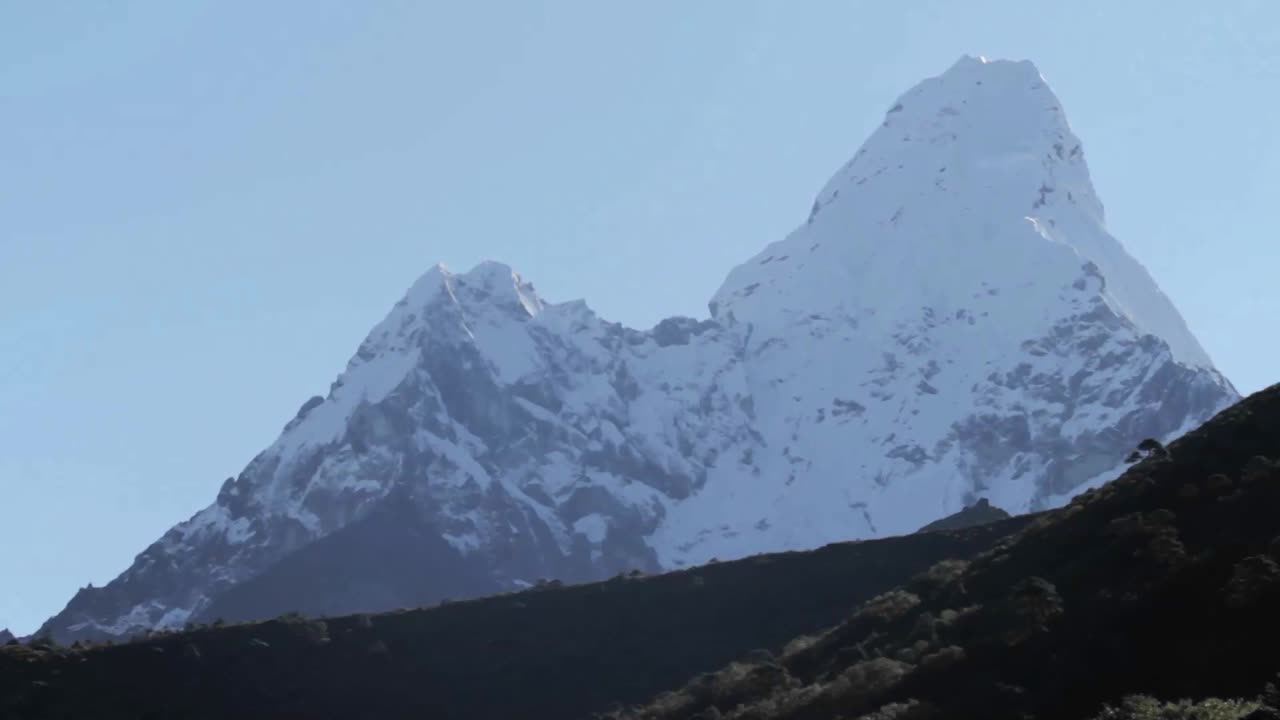 vista clara de ama dablam