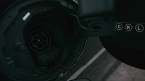 electric car charging process