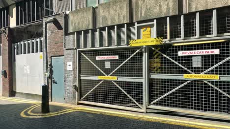 gate opening and closing at a car park