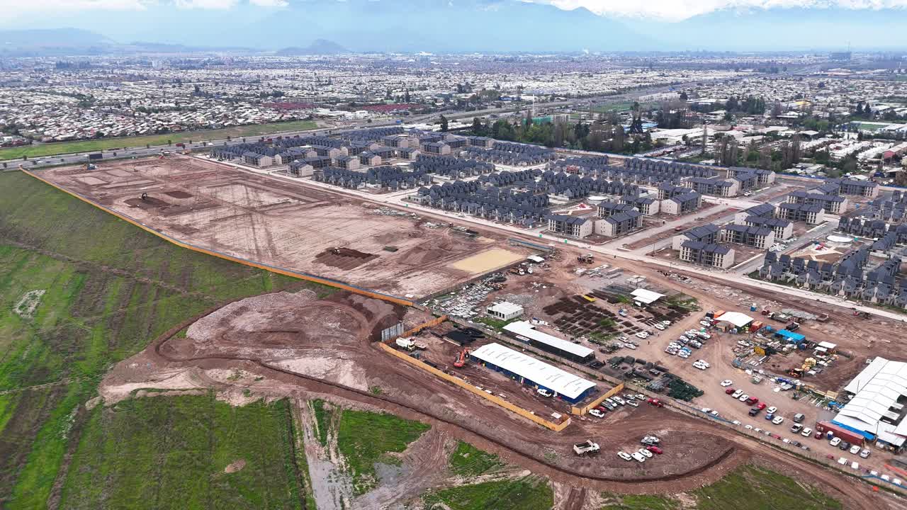 Construction of social housing in La Platina, La Pintana commune, metropolitan region, Santiago de Chile