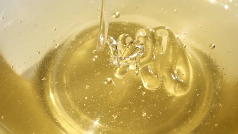 honey is poured into a plate