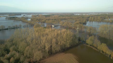 Campos-Sumergidos-En-Agua-De-Inundación-En-Emsland,-Baja-Sajonia,-Alemania