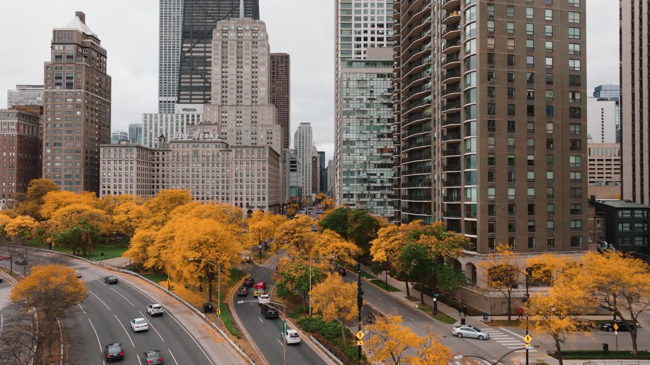 시카고 호수 해안 드라이브와 웅장한 마일 항공 전망