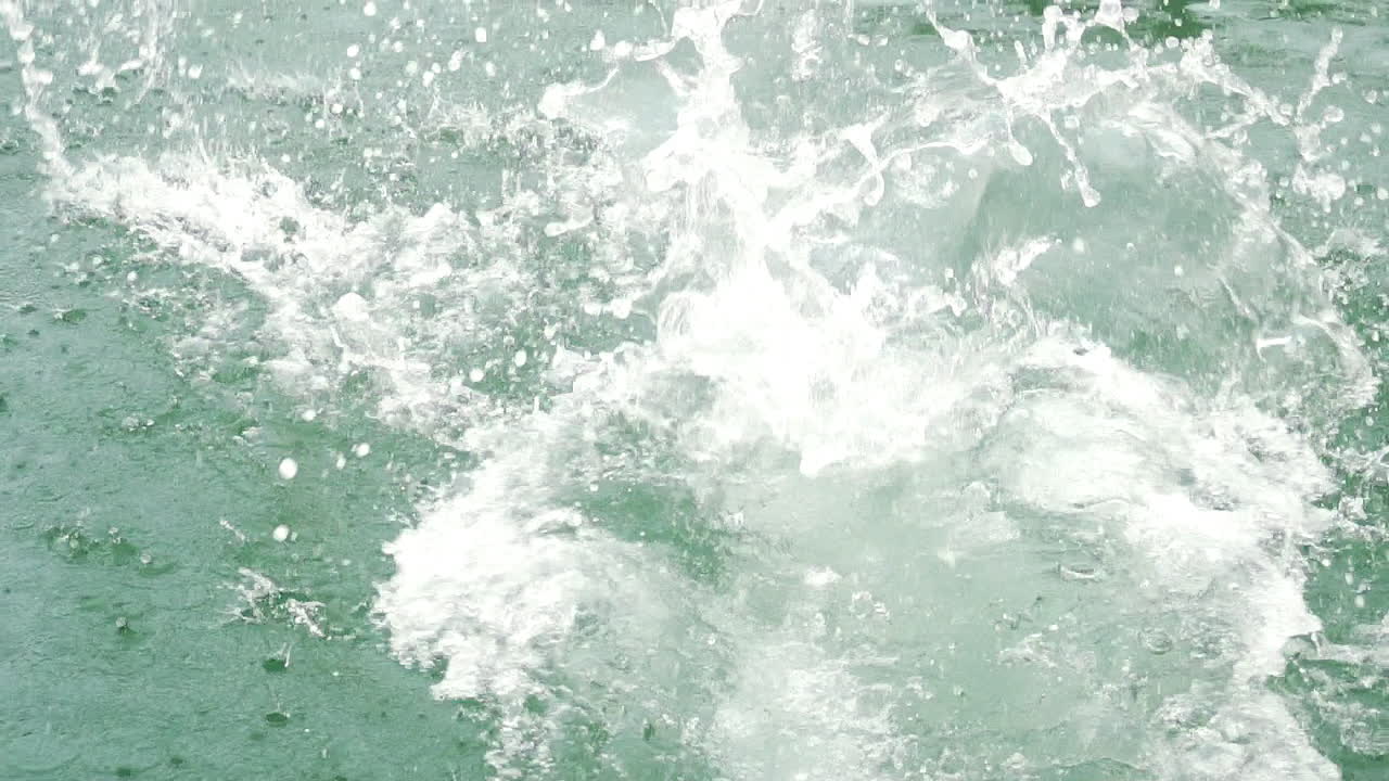 물에 던져진 닻, 보카, 치카, 파나마