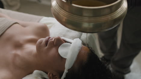 shirodhara ayurvedic therapy