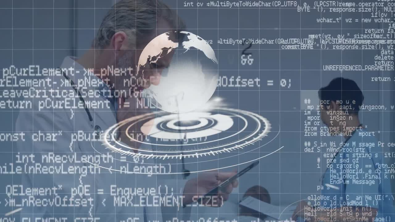 백인 고위 남성 의사가 병원에서 디지털 태블릿을 사용하여 지구와 데이터 처리를합니다.