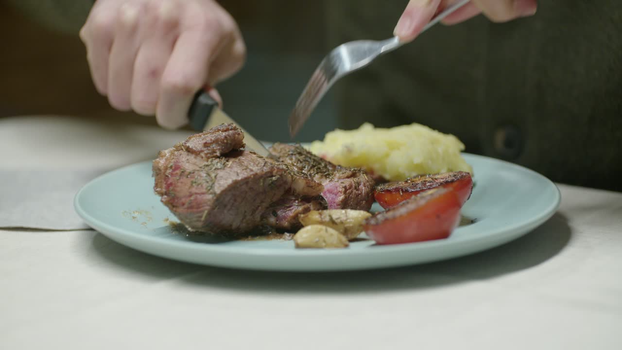 Steak sliced in a plate at a restaurant