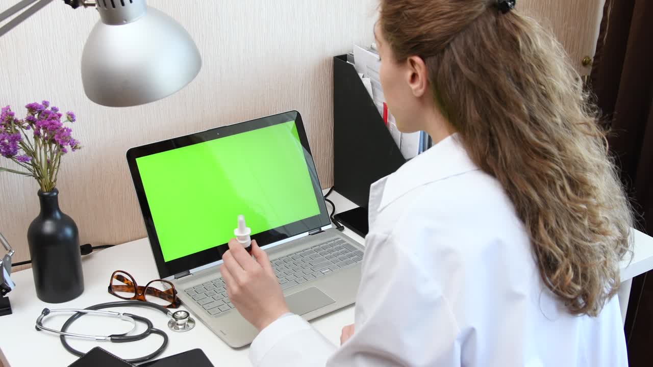 telemedicina. llamada de video con el médico