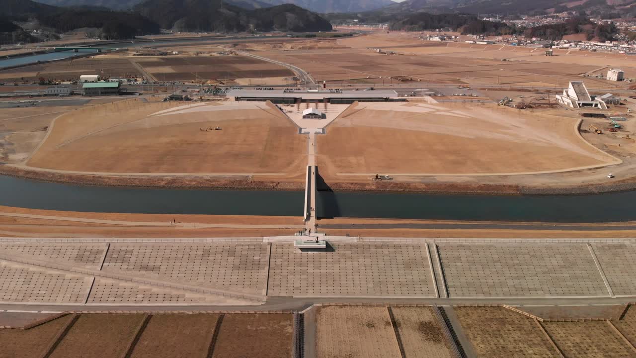 Japan tsunami aerial footage