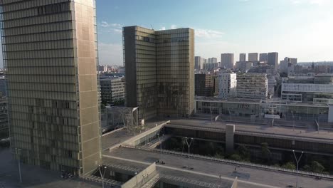 Bibliotheque-Nationale-Francois-Mitterrand-Oder-Nationalbibliothek-Von-Frankreich,-Paris