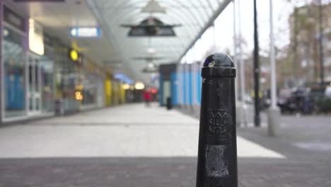 Tilburg-pol-near-empty-street-in-Tilburg