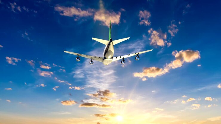 avión volar por el cielo azul de un día soleado. video de bucle, lapso de tiempo