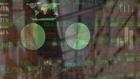 animación del procesamiento de datos financieros en un almacén vacío