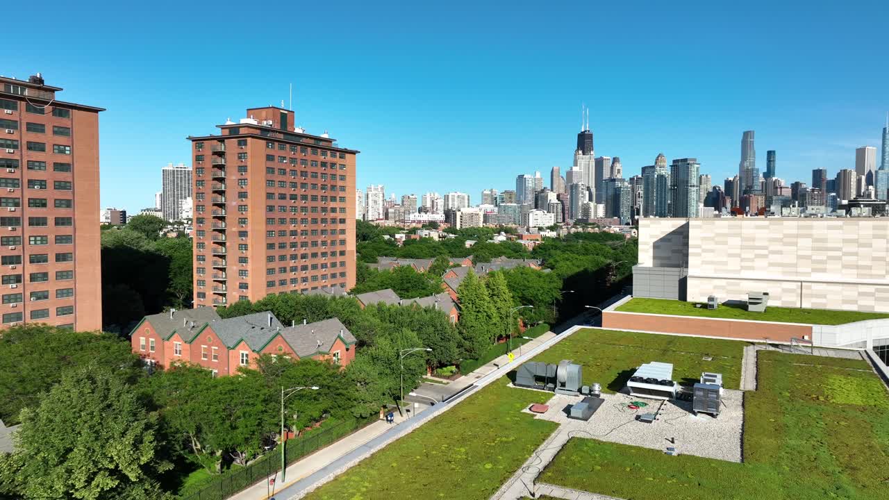 techo verde en un edificio en chicago, illinois