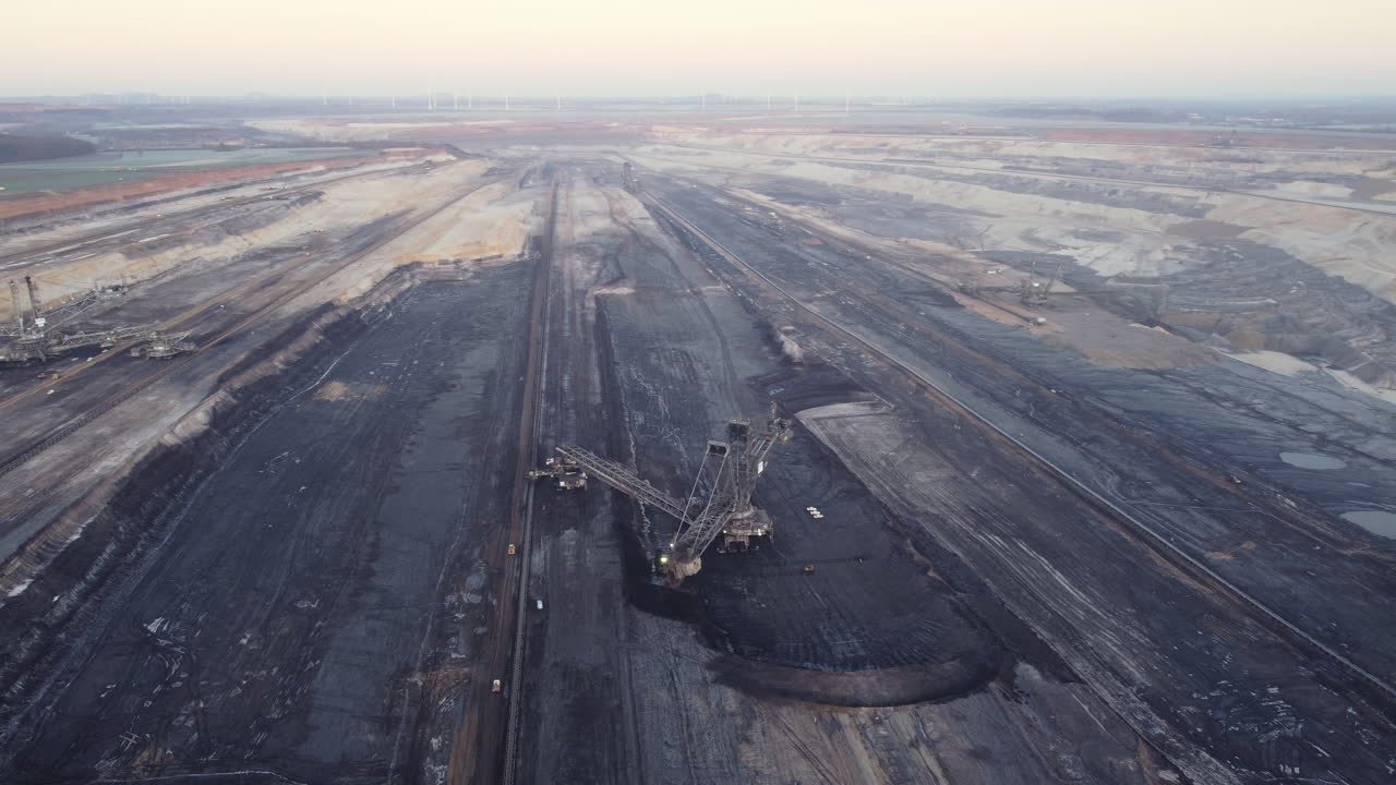 vista aérea de una mina de carbón