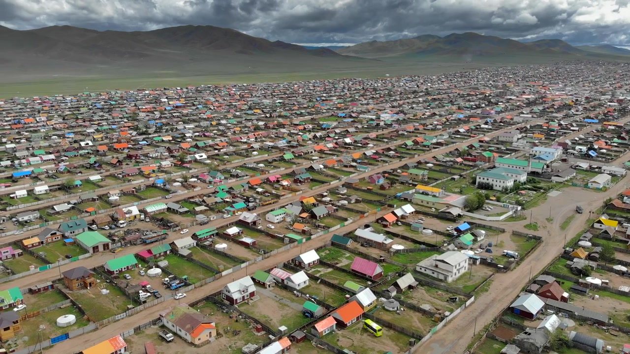 Vista aerea di un denso quartiere residenziale in Mongolia