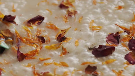 Preparing-edible-flowers-while-boiling-in-the-pan