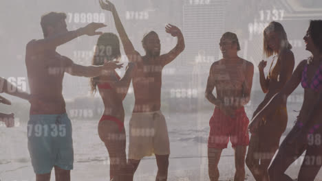 este video muestra a un grupo de amigos divirtiéndose en una playa tropical.