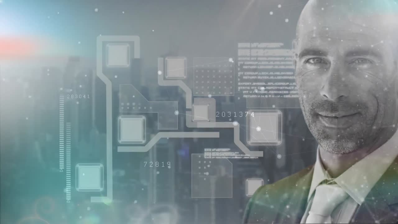 retrato de un hombre caucásico feliz con procesamiento de datos