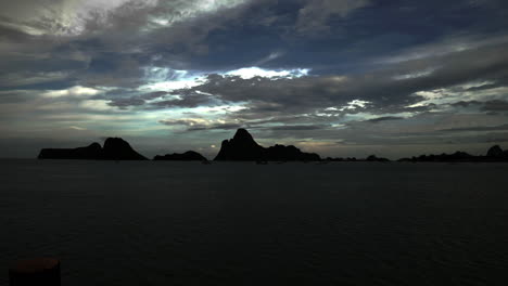 Looking-at-the-bay-and-the-clouds-from-the-beach-in-Thailand