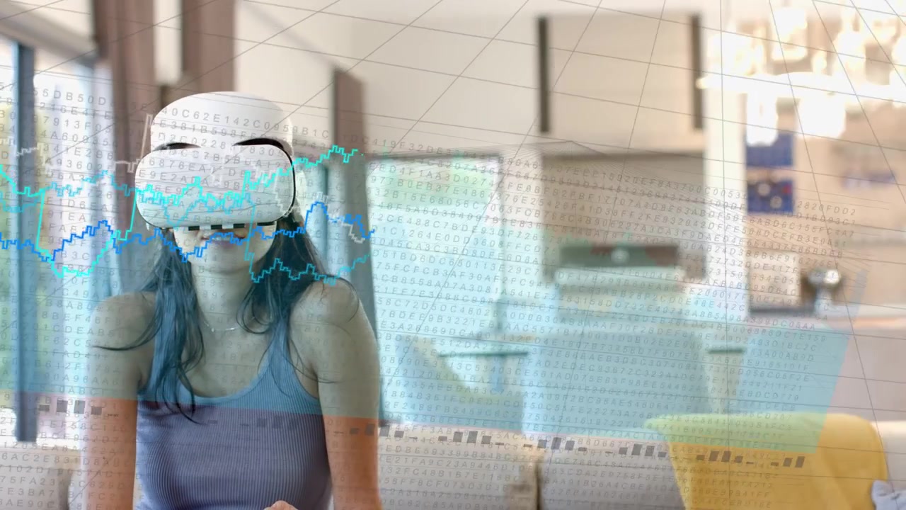 Kvinde med VR på sofa, VR aktiveres, projicerer fejende linjediagrammer hen over ansigtet for tekniske data