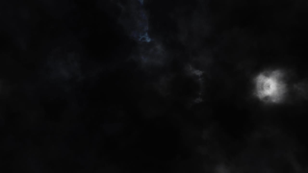 cielo scuro con un temporale