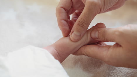 cuidado de los pies del bebé