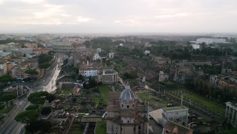 Amazing-Aerial-Hyperlapse-Above-Altar-of-the-Fatherland,-Roman-Forum