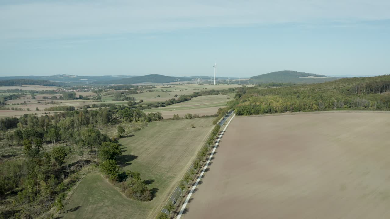 아름다운 독일 풍경, 숲, 유럽을 통해 촬영된 공중 드론