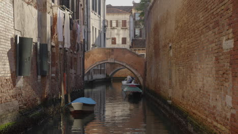 canales de venecia: un día tranquilo y tranquilo