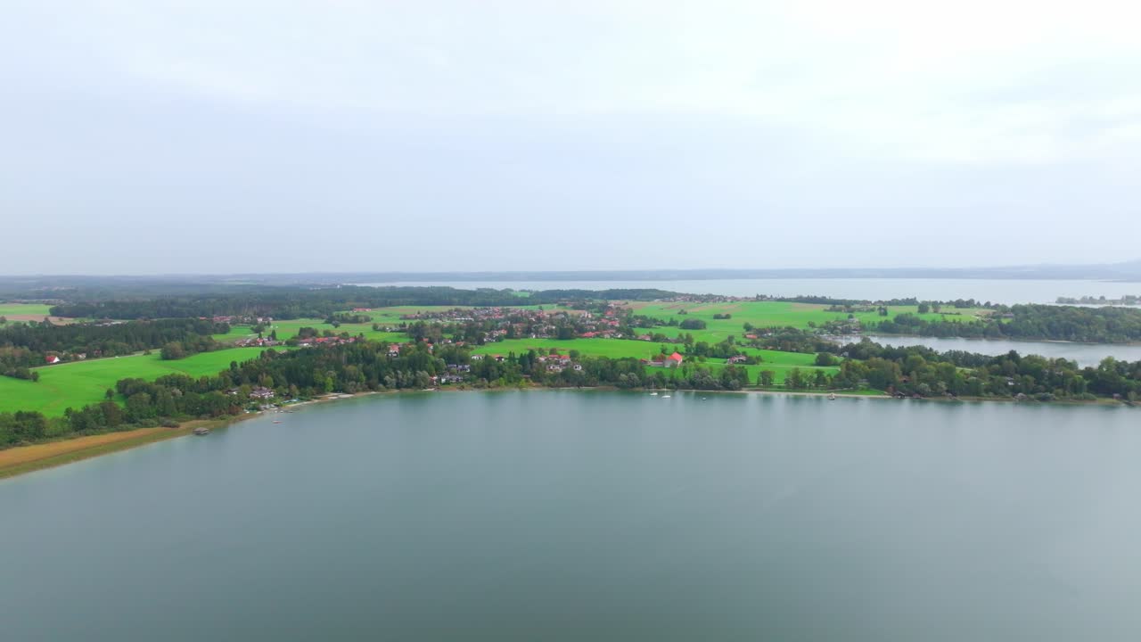 독일 바이에른 의 도시 와 호수 치임시 - 공중 파노라마