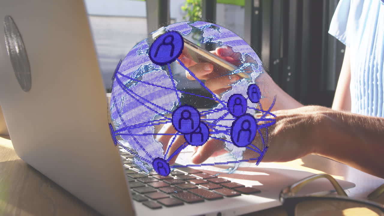 animación de iconos de perfiles conectados en globo, mujer caucásica usando teléfono celular y portátil