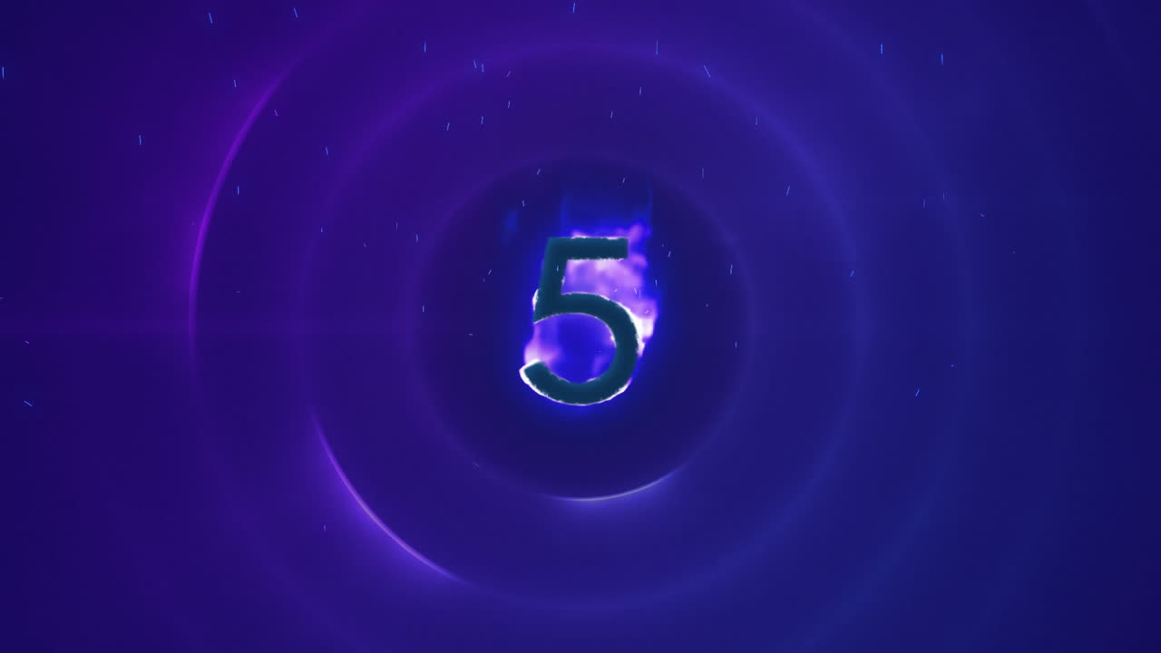 5 en llamas sobre un fondo azul