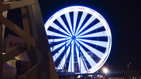 timelapse of ferris wheel in cologne near schokoladenmuseum