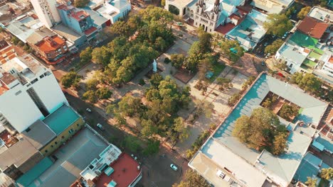 Overhead-view-capturing-the-beauty-of-Plaza-9-de-Julio-in-the-city-of-Posadas,-Argentina