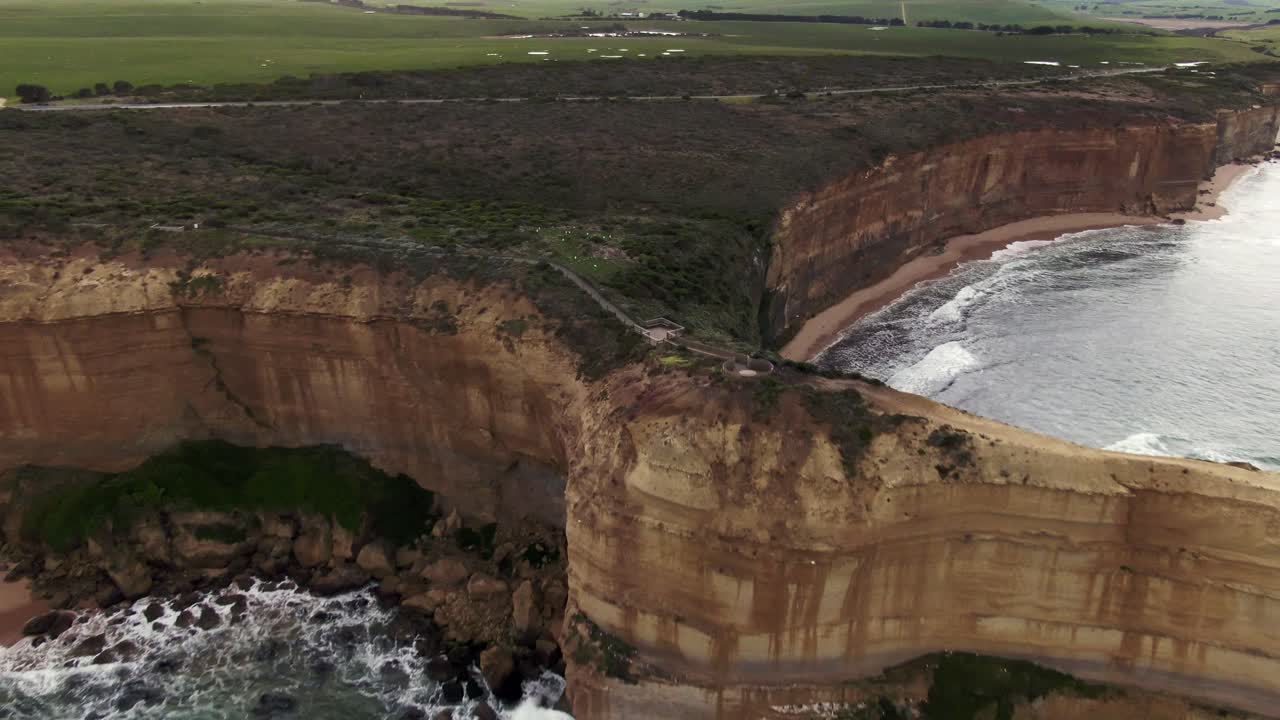 impresionantes imágenes aéreas de 12 apóstoles a lo largo de la costa australiana, las vacaciones de la gran carretera oceánica