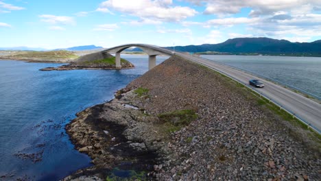 Imágenes-Aéreas-De-La-Carretera-Del-Océano-Atlántico-Noruega