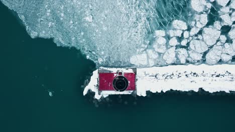 cinematic establishing aerial of chicago downtown
