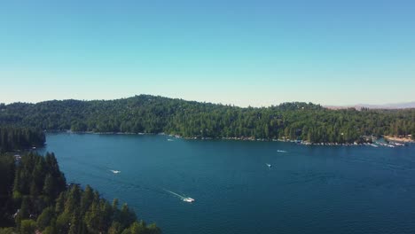 Boats-Speeding-On-Lake-Arrowhead-In-San-Bernardino-County,-California