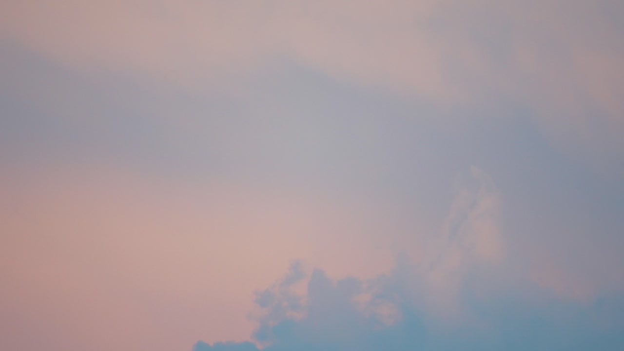 극적인 다채로운 하늘의 시간 경과, 일몰 구름, 4k 비디오