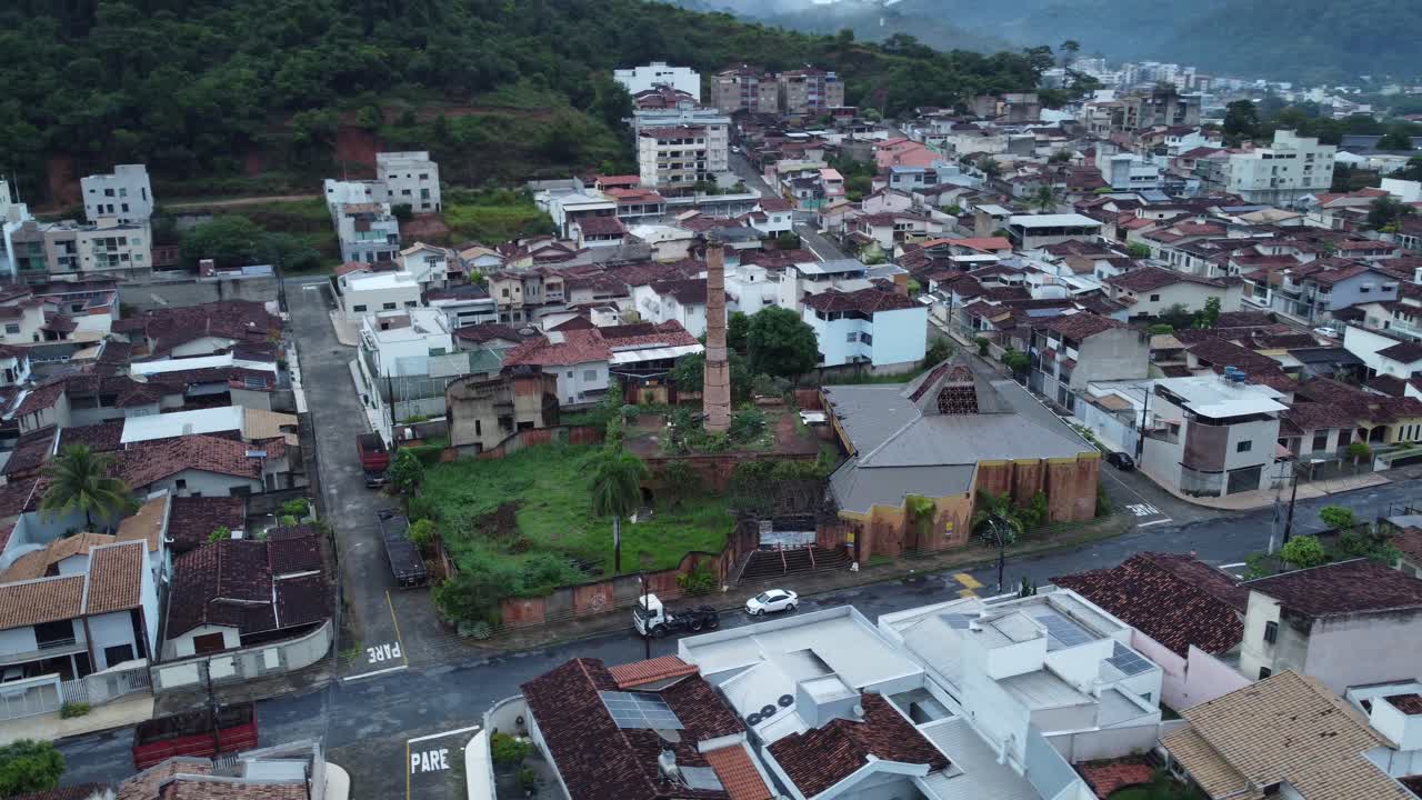 오래된 버려진 공장의 폐허