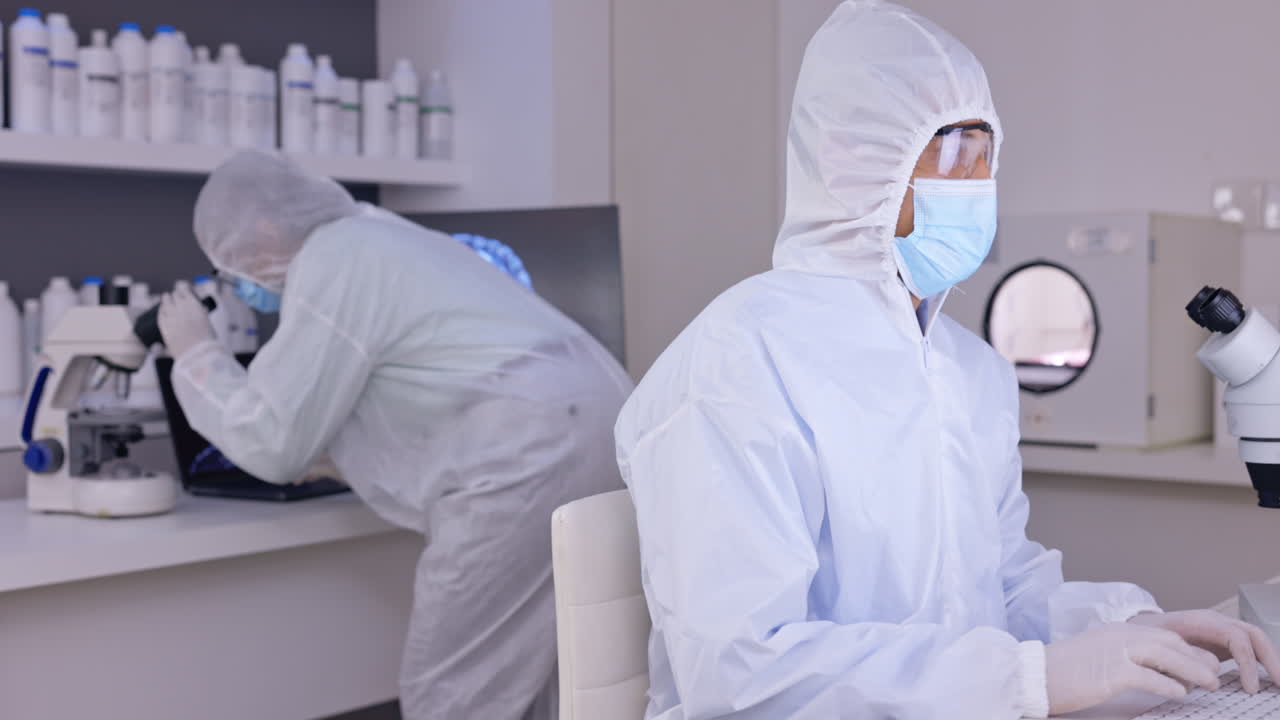 실험실 의 과학자 팀