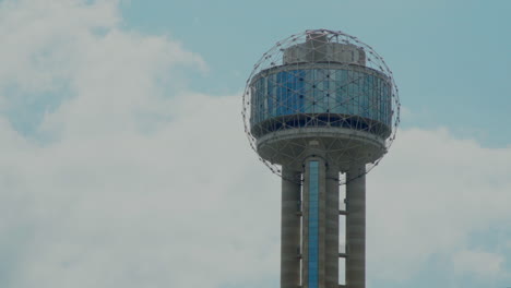 This-is-a-close-up-time-lapse-of-the-Reunion-Tower-in-Dallas,-TX