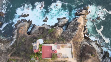 Zenith-view-and-jib-up-at-lighthouse-above-crag