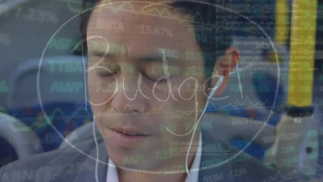 presupuesto y procesamiento de datos del mercado de valores contra el empresario asiático estresado sentado en el autobús