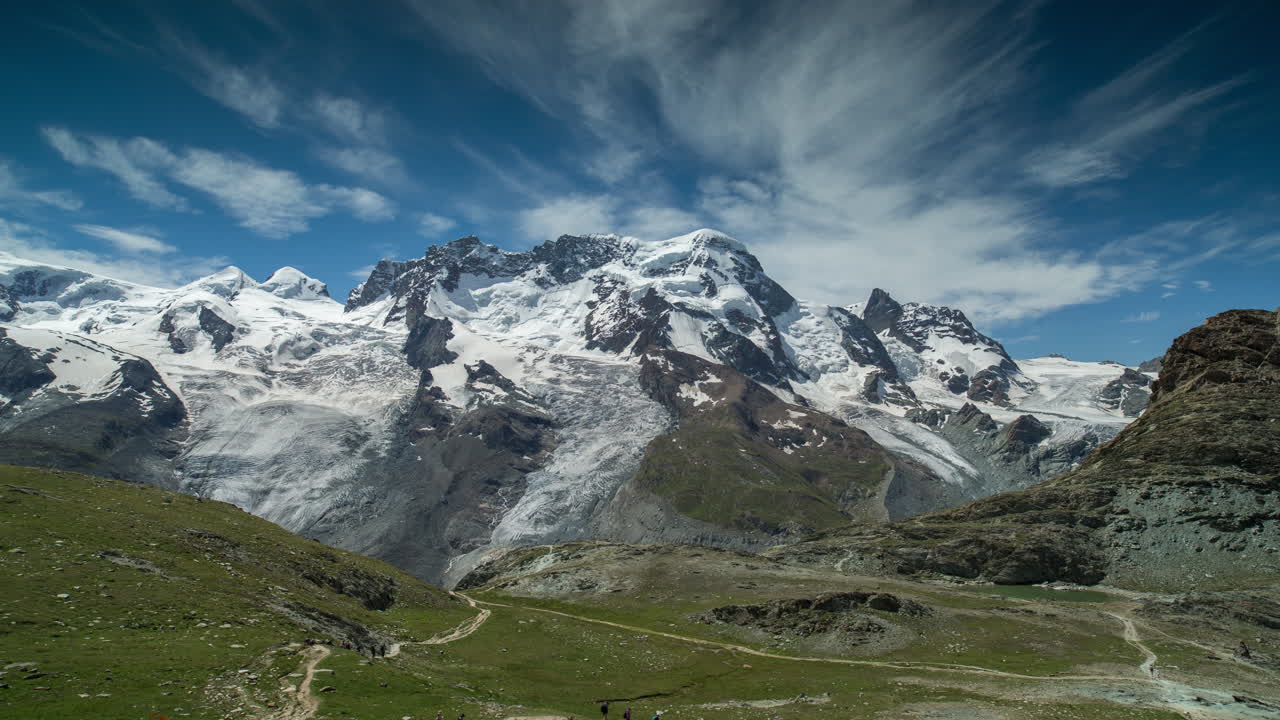 matterhorn vista de senderismo 4k 01