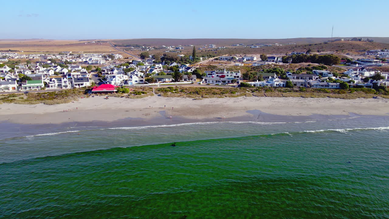 파테르노스터 (paternoster) 라는 독특한 시 마을, 색으로 은 집들이 곳곳에 있습니다.