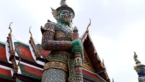 ornate statue at temple of the emerald buddha